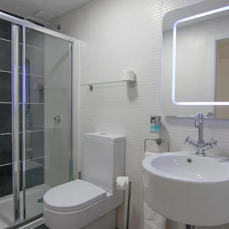Luxury Apartment, Parking, Terrace, Pool. * أرونا