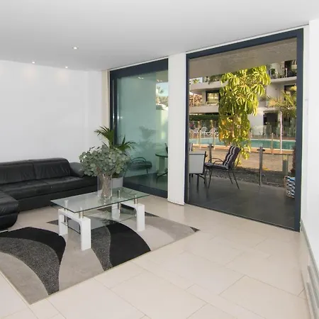Appartement Luxury Apartment, Parking, Terrace, Pool.