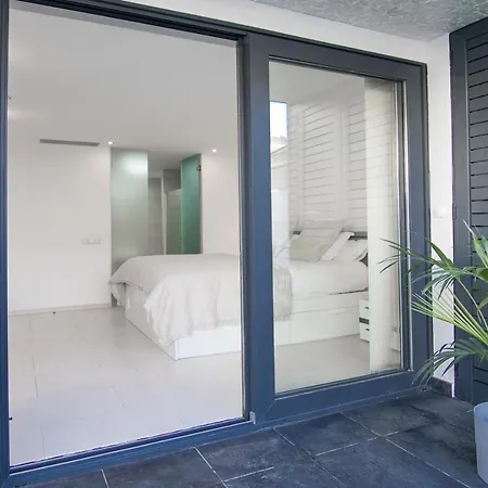 Luxury Apartment, Parking, Terrace, Pool. Appartement