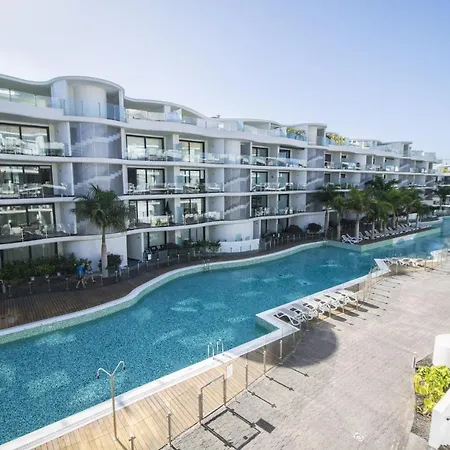 Luxury Apartment, Parking, Terrace, Pool. * Arona (Tenerife)
