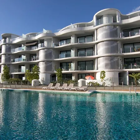 Apartment Luxury Apartment, Parking, Terrace, Pool.